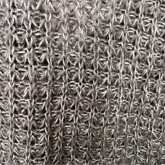 Pennington's Grey Faux Wrap Knit Sweater Size X - Picture 9 of 12